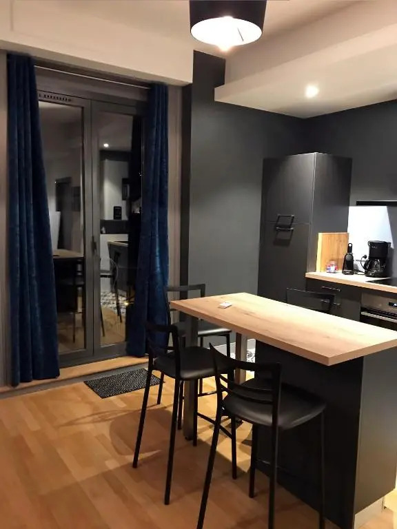 Le Riviera Lodge - Magnifique studio de 35m2 avec terrasse panoramique et garage privatif