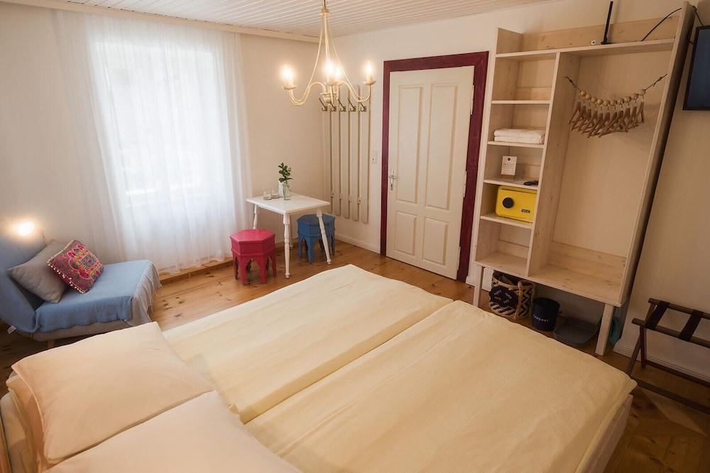 Wanderlust Boutique Rooms