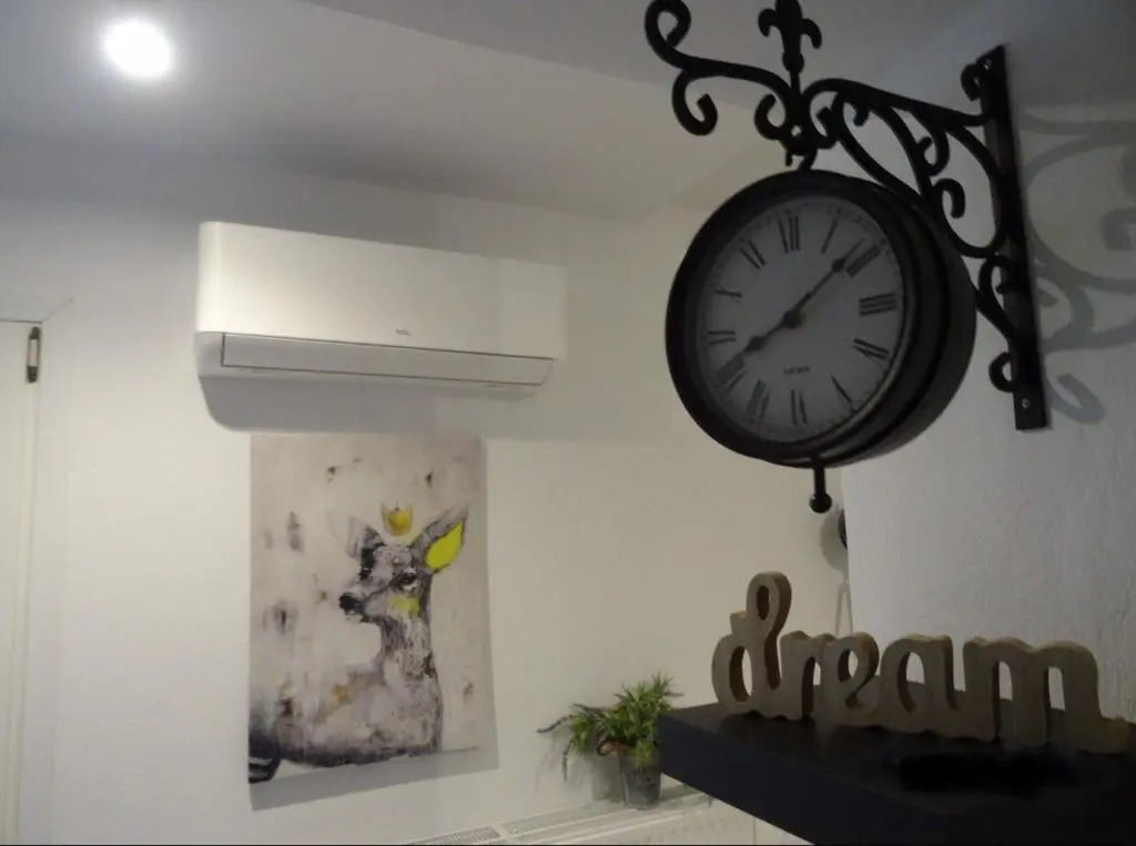 Remvi GUEST HOUSE