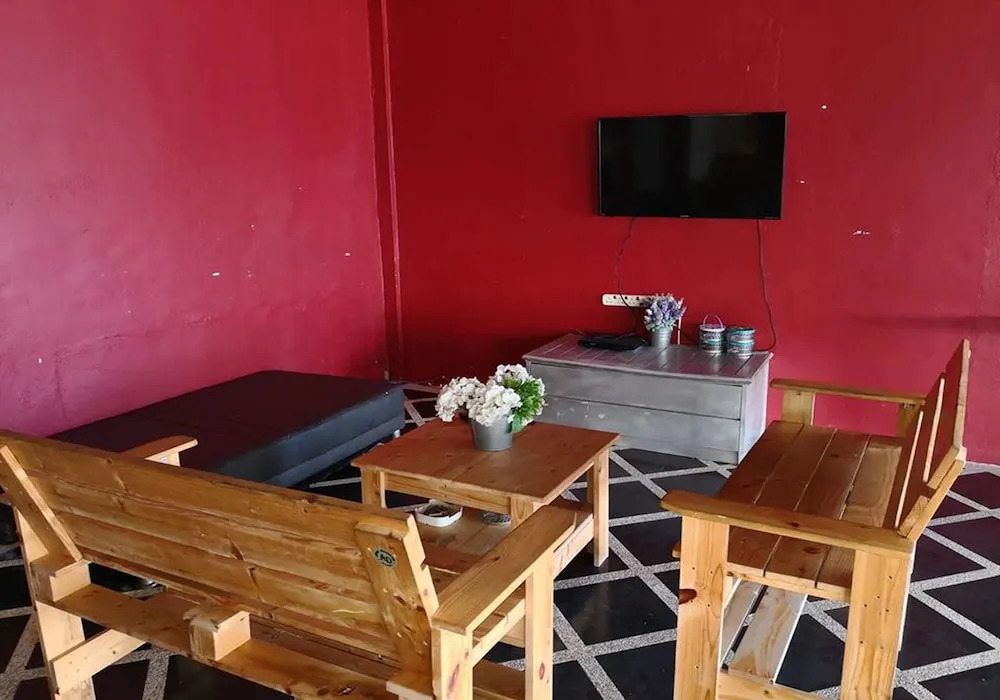 Riverbank Dungun Guesthouse & Cafe