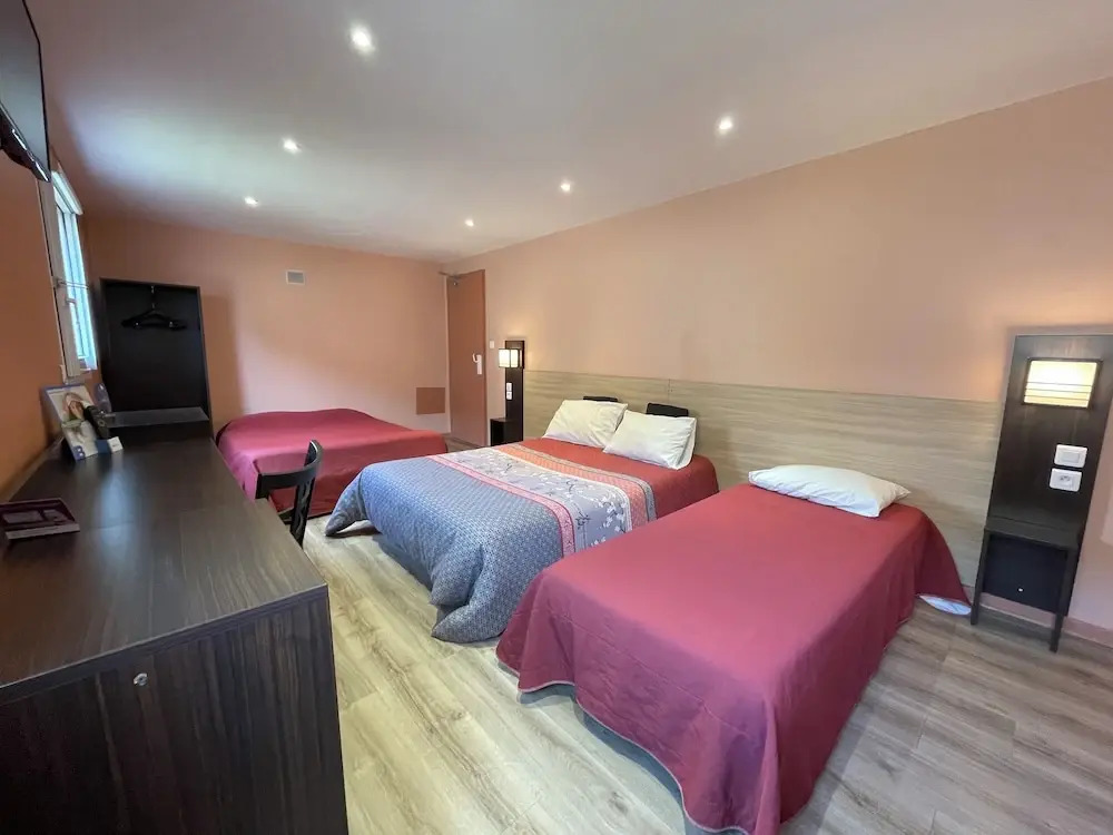 Brit Hotel St-Quentin/Nord