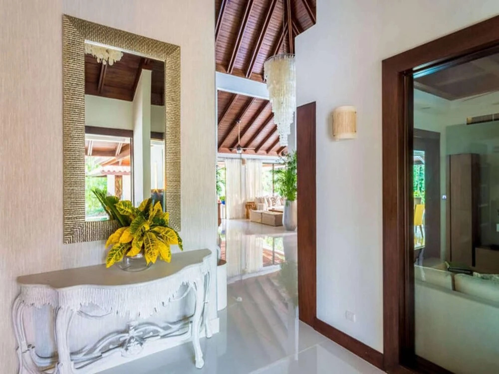 Sunny Vacation Villa 62