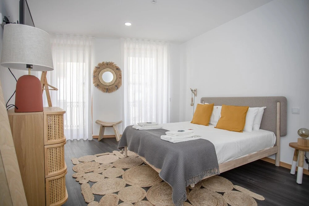 Liiiving in Porto-Downtown Spacious Home