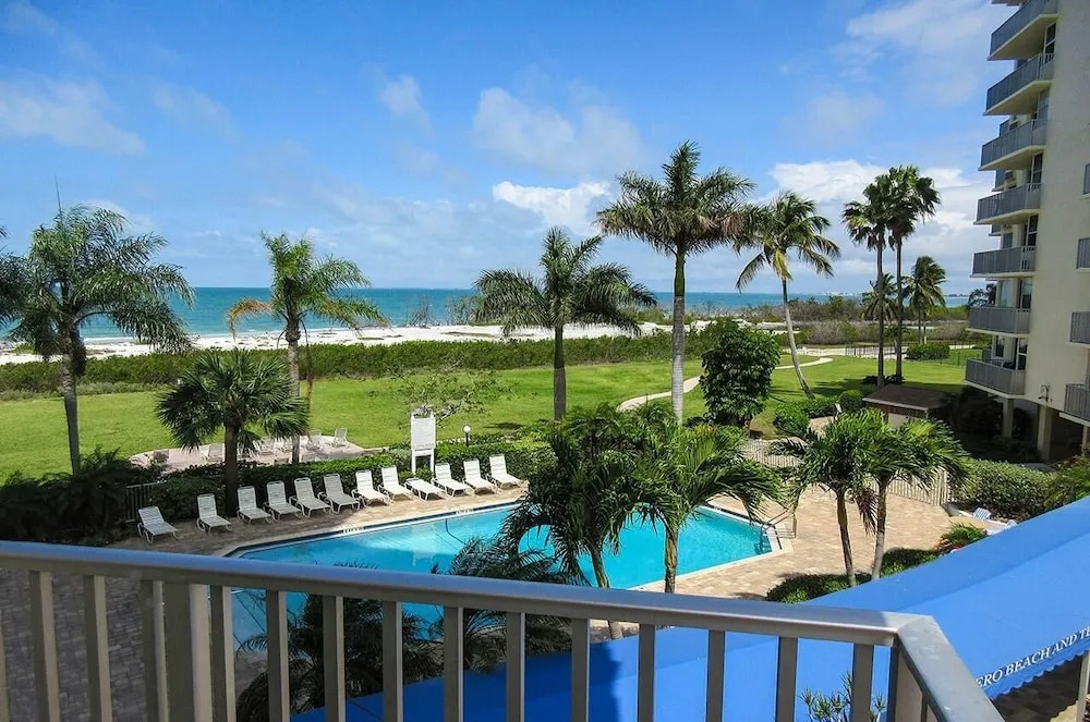 Estero Beach & Tennis 206b 1 Bedroom Condo