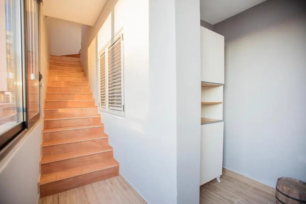 4 BR apartment & BBQ veranda