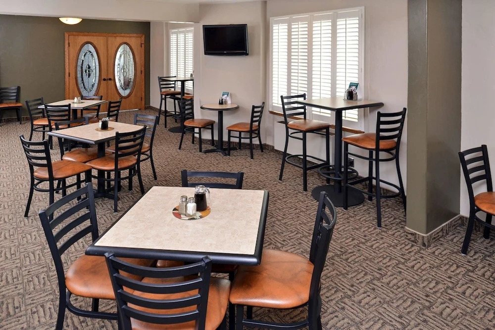 Weston Plaza Hotel