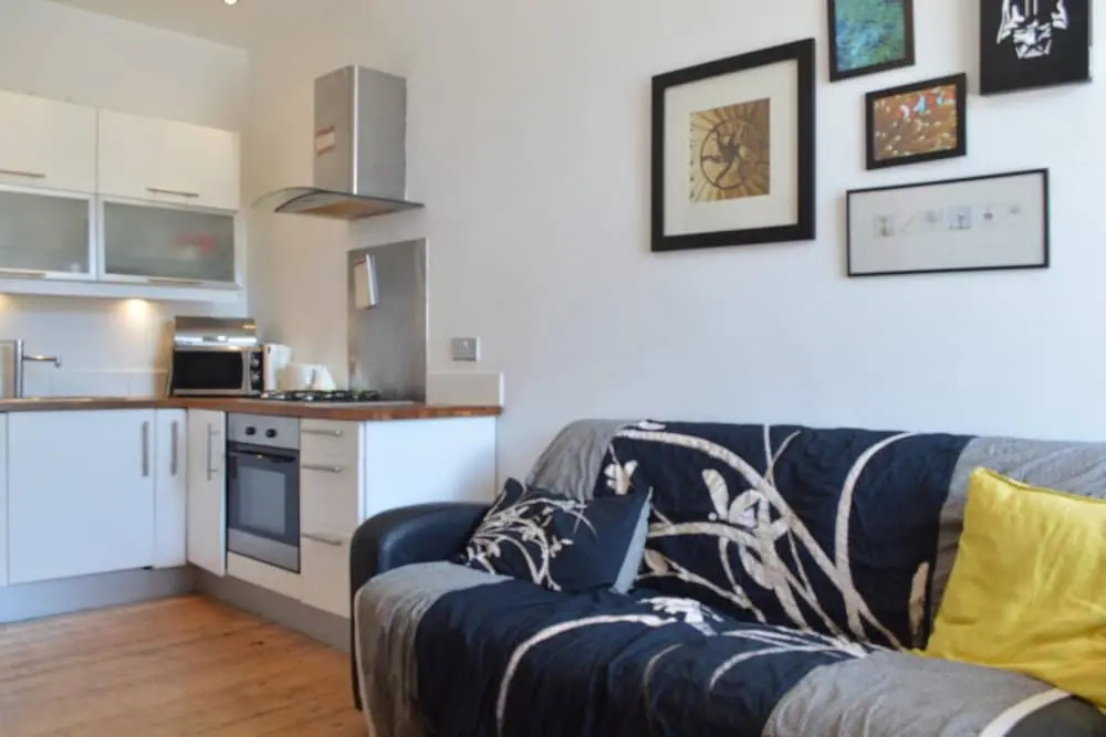 1 Bedroom Flat Near Murrayfield Stadium
