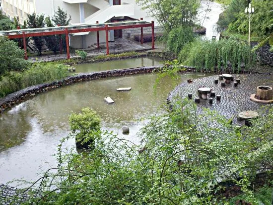 Tianyou Manor