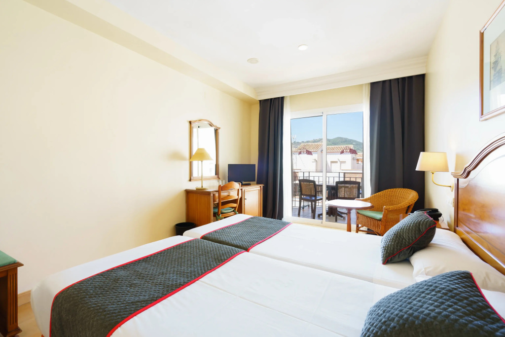 Hotel Almijara - Mares