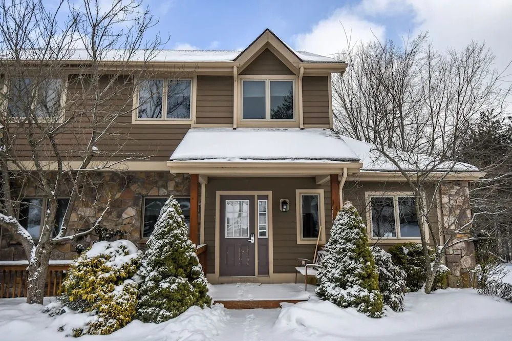 Marsh Hill Villa