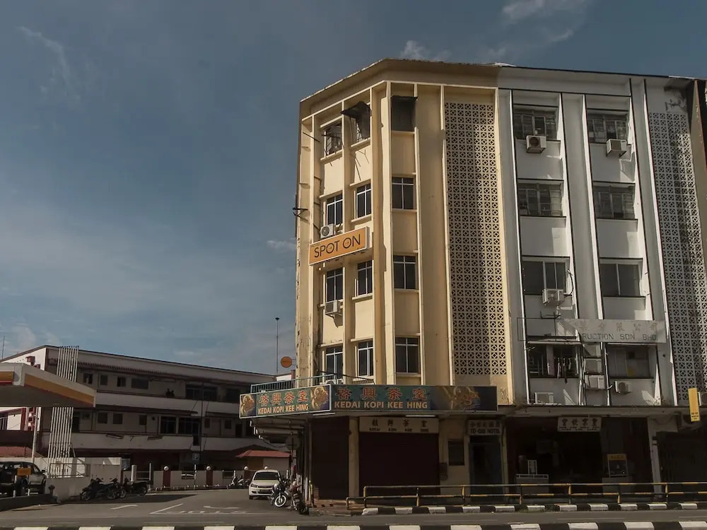 To Day Hotel by OYO Rooms