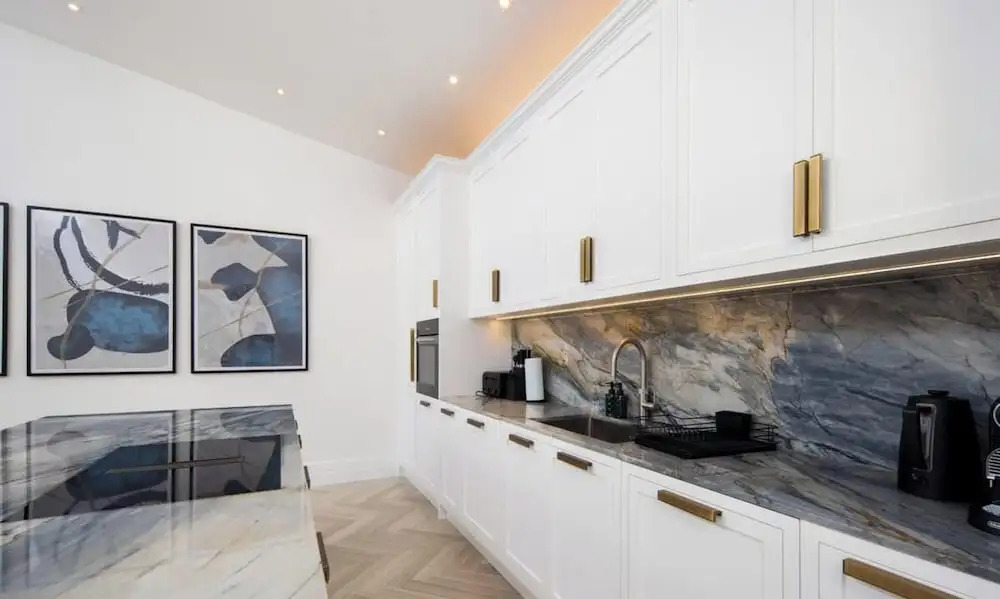 1 Min Walk to Harrods Knightsbridge Duplex