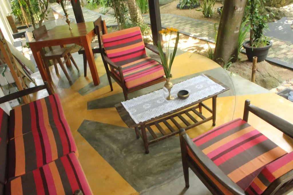 Dionis Villa