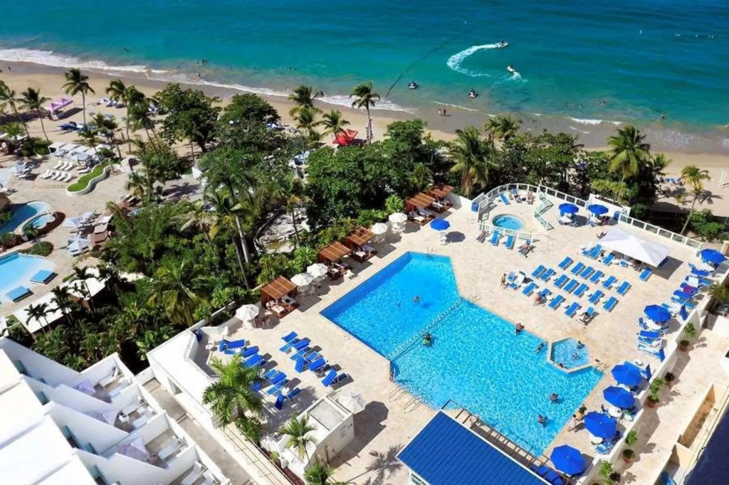 ESJ Towers Resort