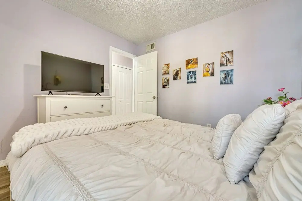 4 Mi to Wdw: Condo w/ Family-friendly Perks!