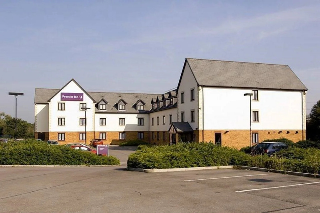 Premier Inn Gloucester - Barnwood