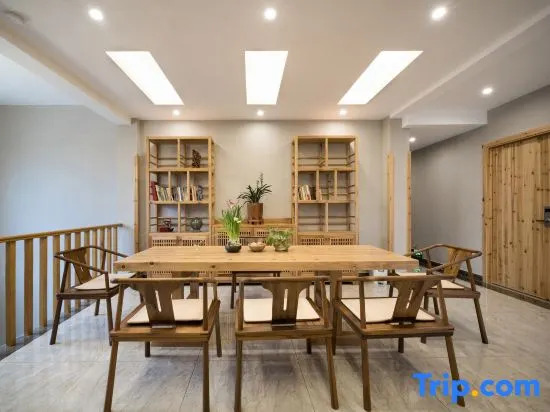 Zhihao Homestay