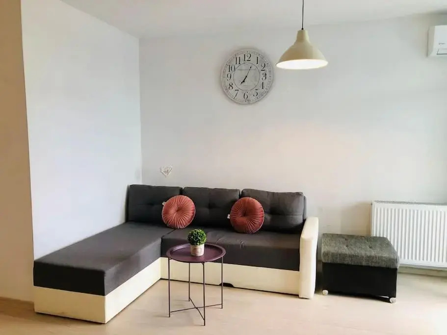 Modern and New Flat in a new Building Vivalia V4-5