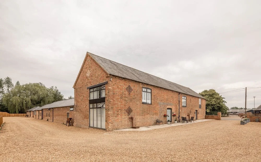 College Farm Barns