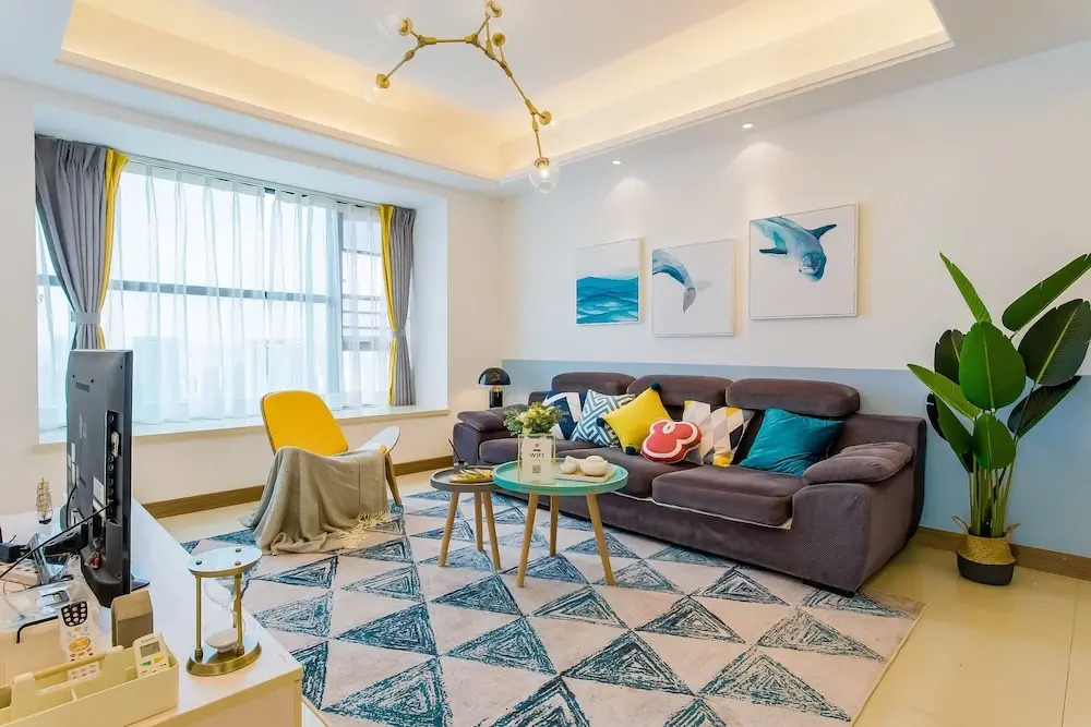 Locals Boutique Apartment Huafa Plaza 17
