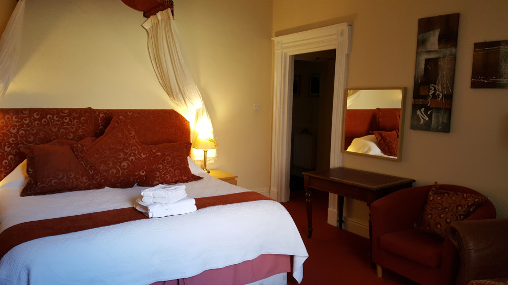 Edward Hotel