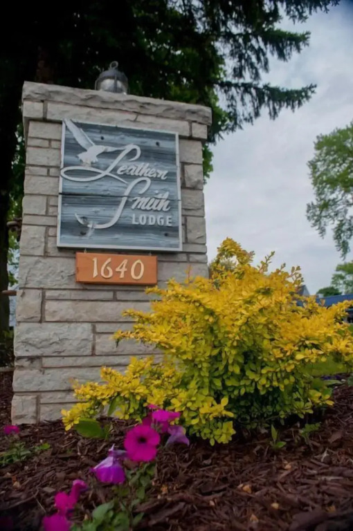 The Lodge at Leathem Smith