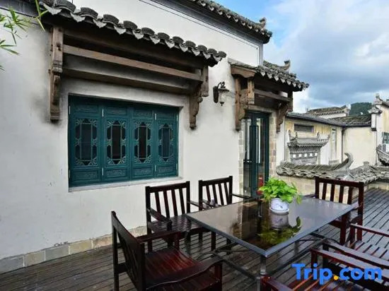 Huirui Hongcun Huizhou style famous homestay