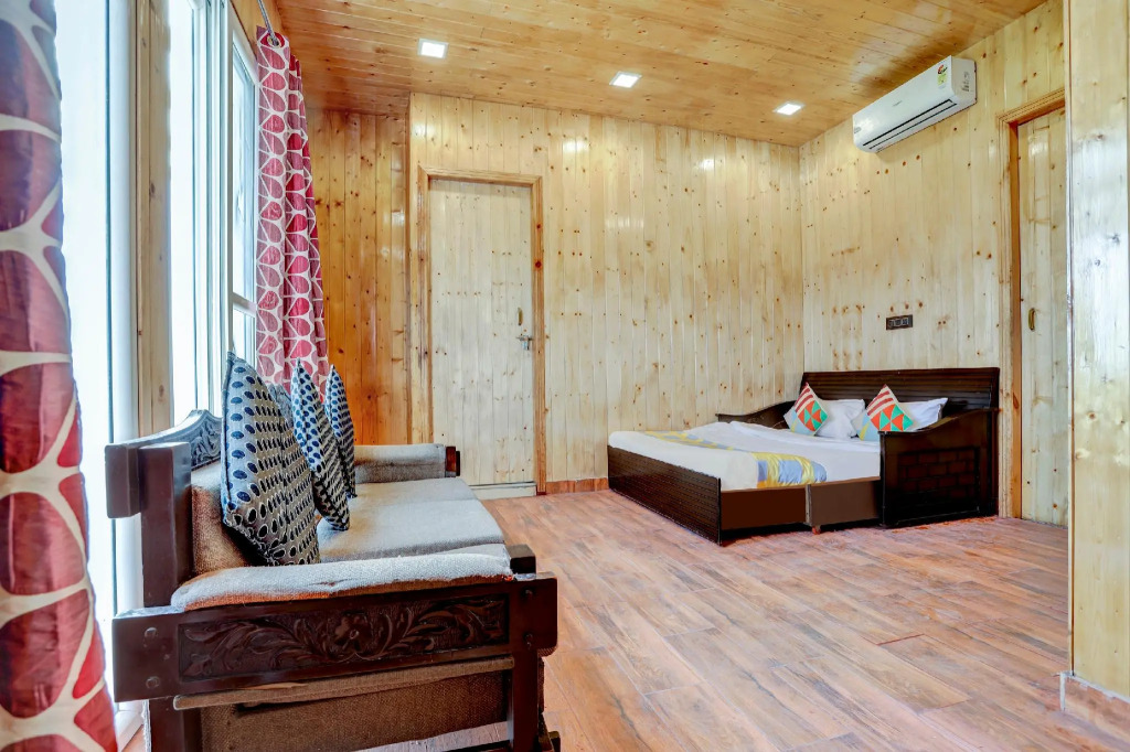 OYO Home 78205 Picturesque Stay