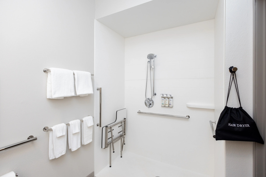 Holiday Inn Express Hotel and Suites Marysville by IHG