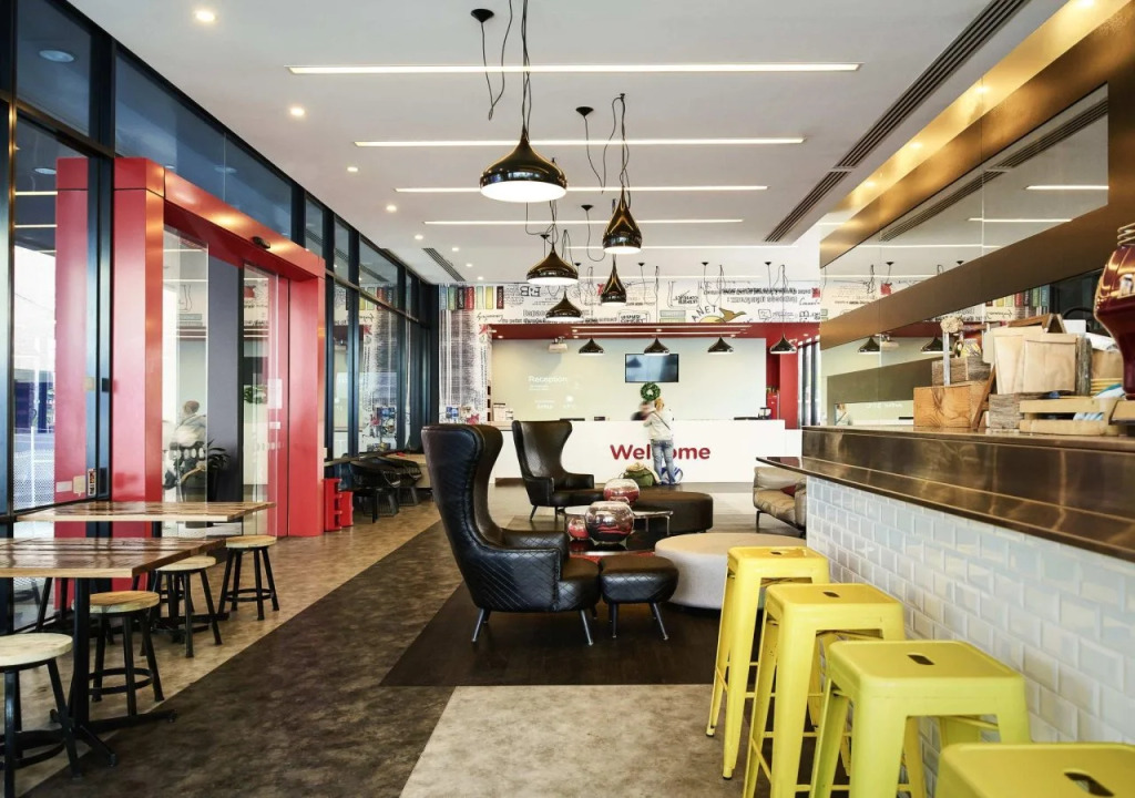 Essence Hotel Carlton