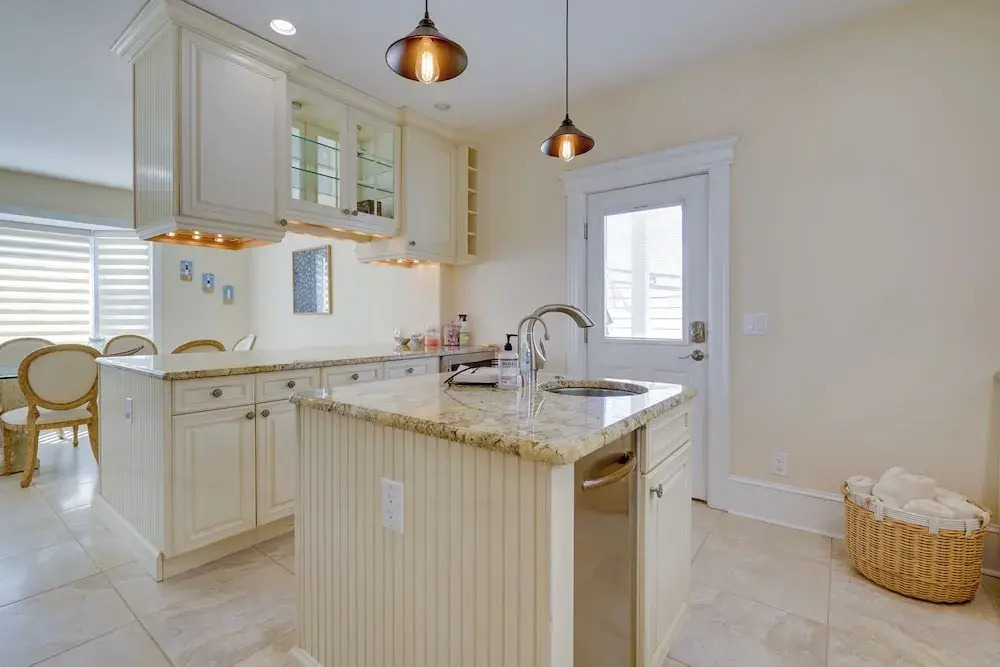 Steps to Boardwalk: Group Getaway in Ventnor City