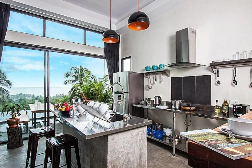 Paritta Sky Villa A 2 villas with 3 beds each