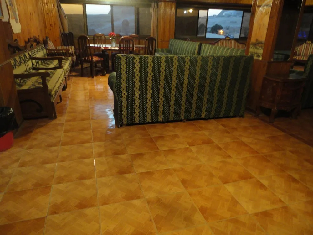 Sphinx Hotel