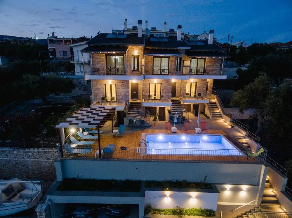 Villa "Mons & Mare"
