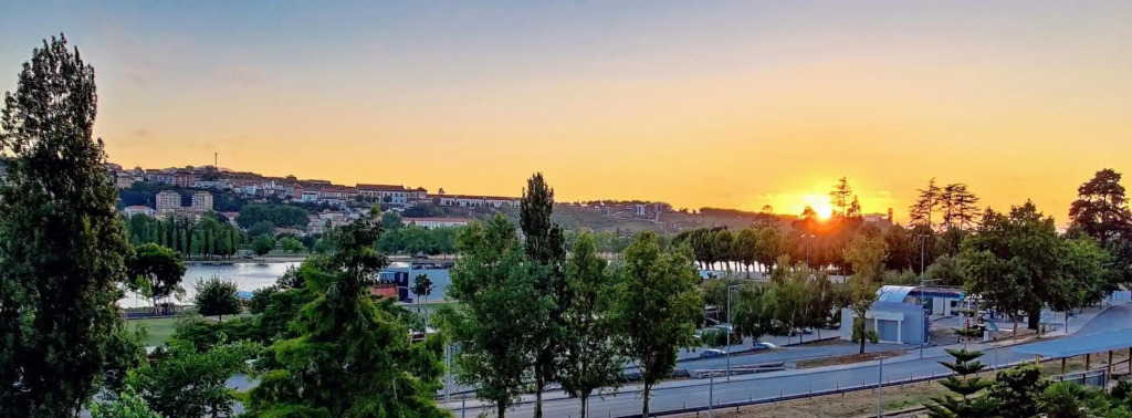 Stylish and Elegant Studio - Best View and Location in Coimbra Downton