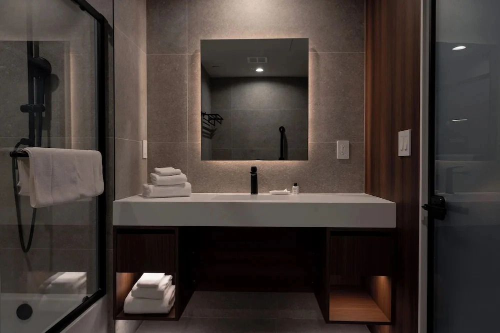 The Pomerantz Hotel by Sosuite