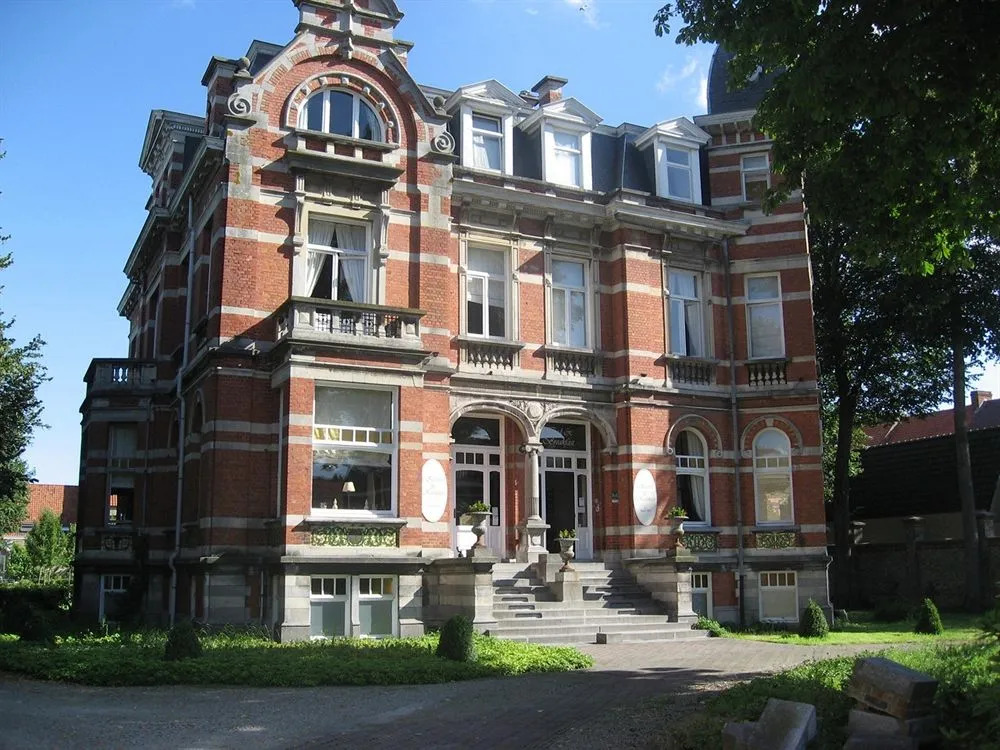 B&B t Kasteel & t Koetshuys