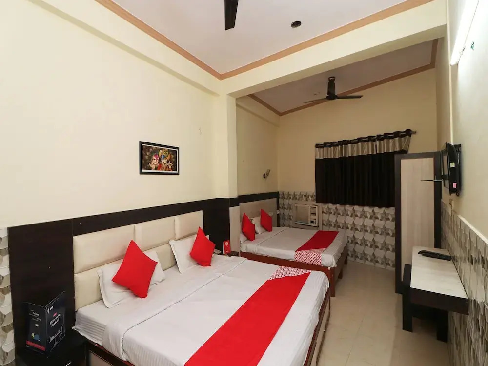 Oyo 26146 Hotel Sarwan
