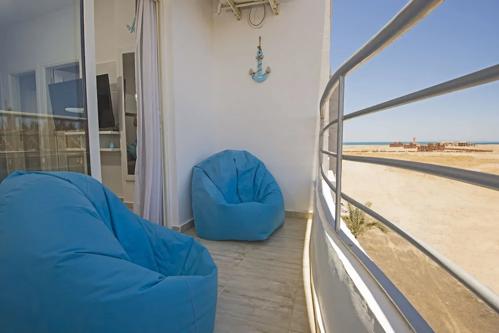 Luxury One Bedroom Apartment in Aqua Palms Resort