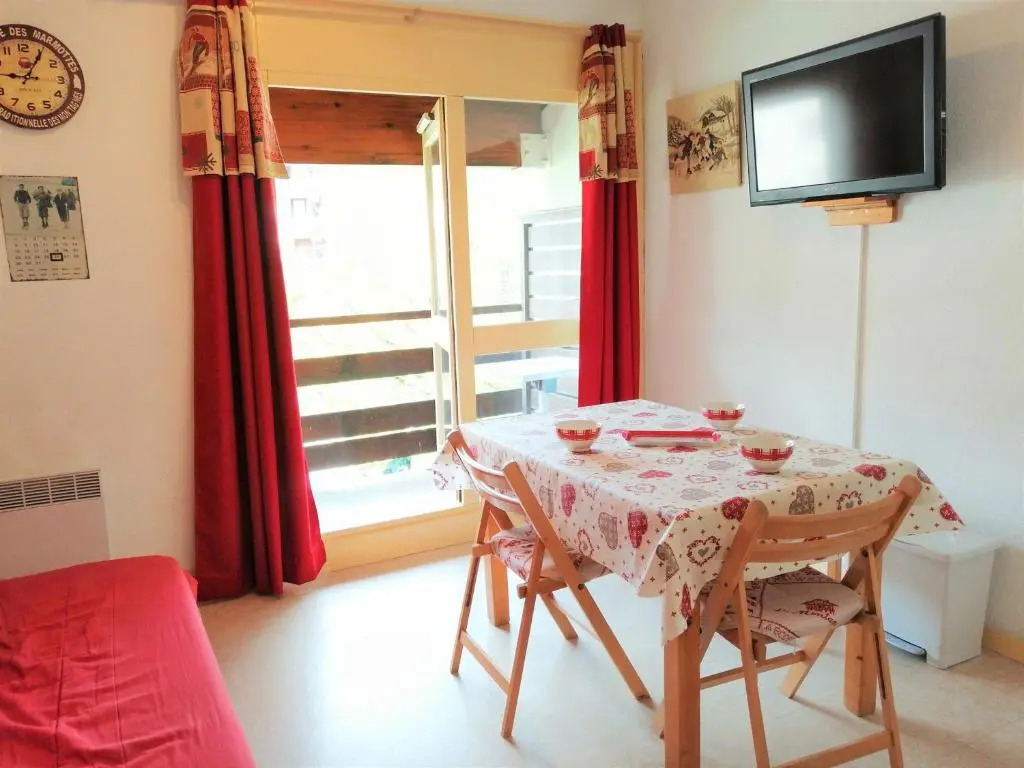 Appartement Morillon 1100, 3 pièces, 5 personnes - FR-1-412-19