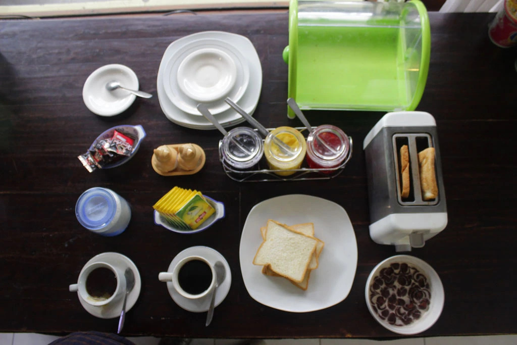 OYO 512 Ndalem Mantrijeron Hotel