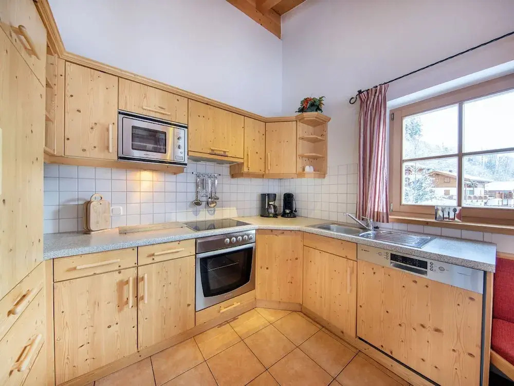 Luxurious Chalet With Sauna in Konigsleiten