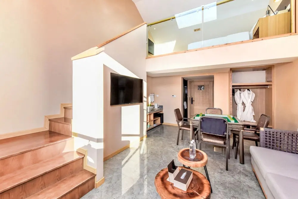 Xiyuan Holiday Hotel