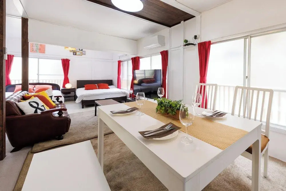 SK House
