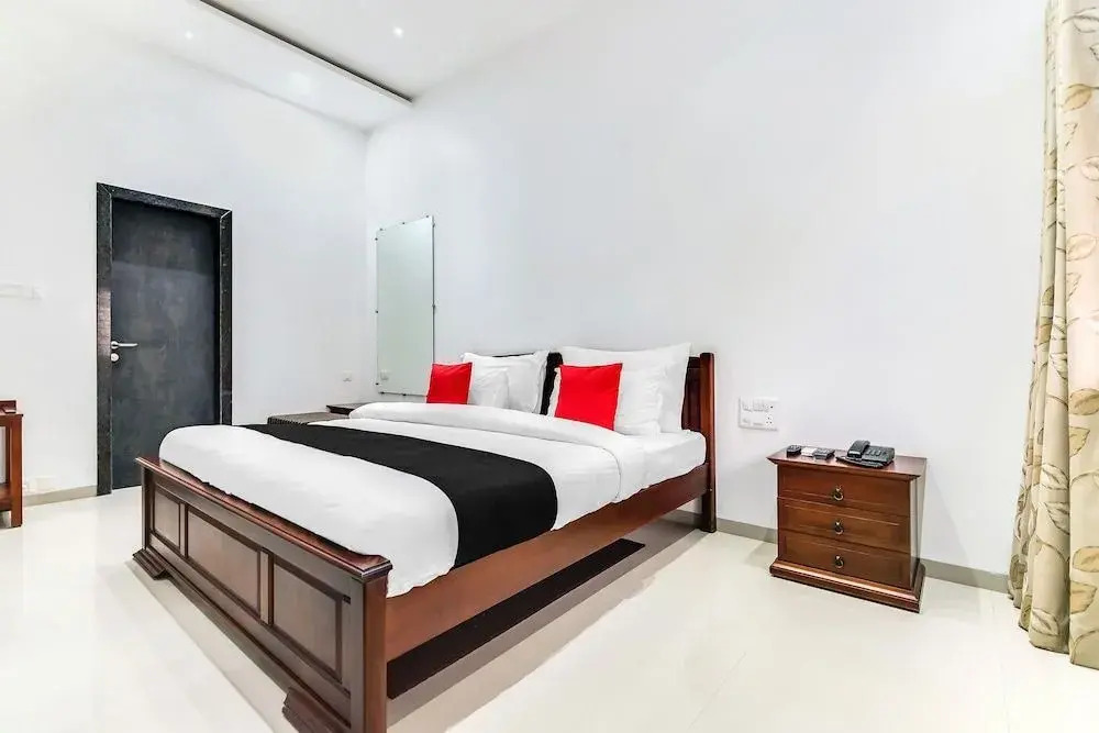 Shri Saibaba Satsang Mandal by OYO Rooms
