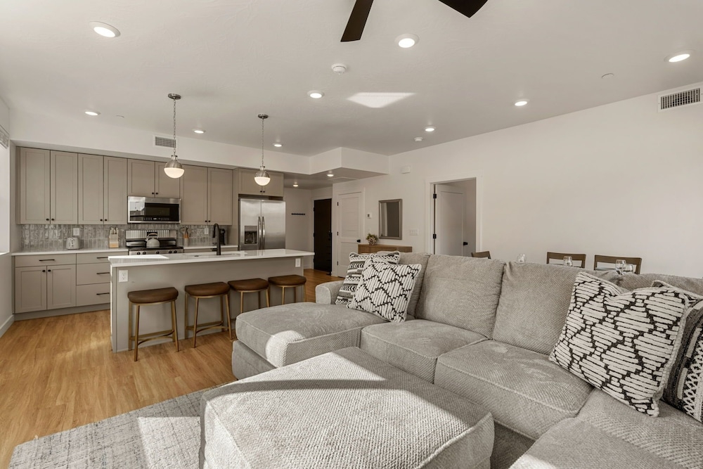 Ohana Nest 2 Bedroom Condo