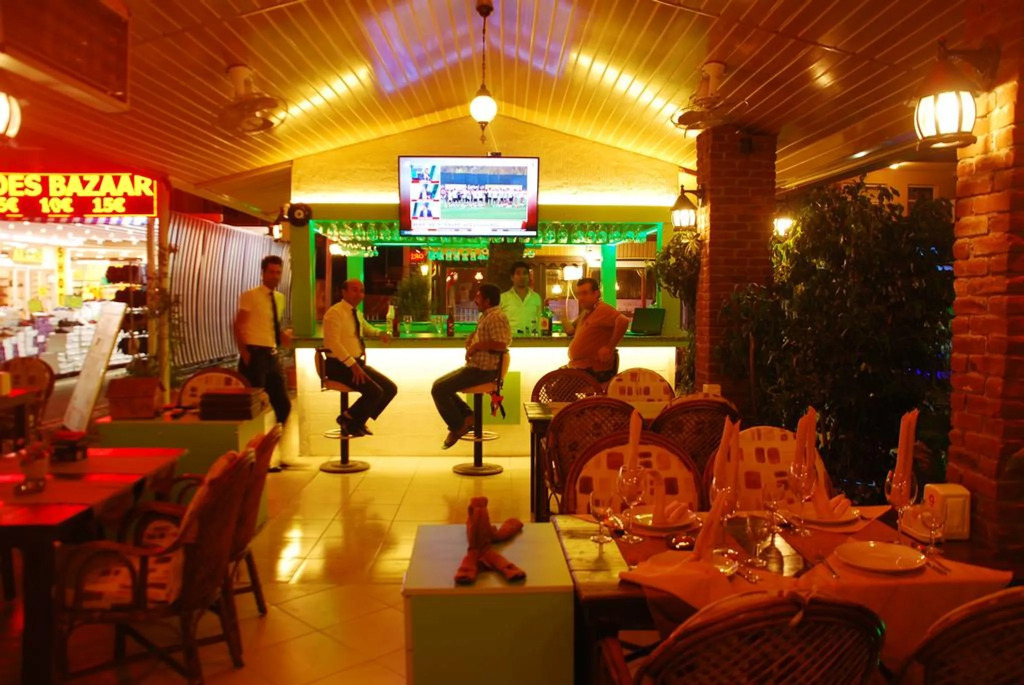 Orient Apart Hotel