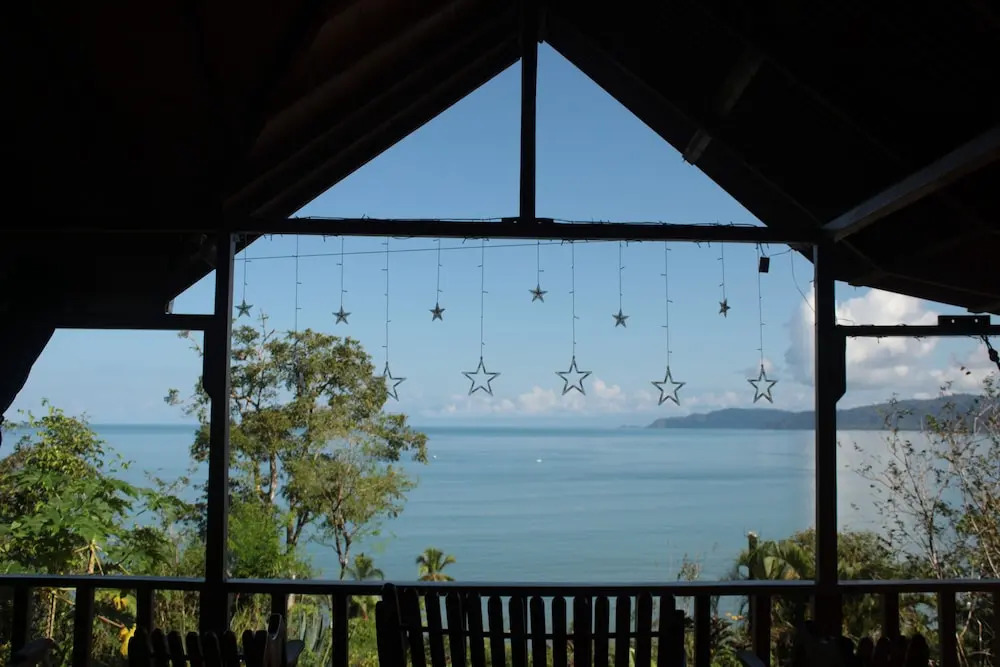 Double Room With Bathroom and Partial View to the Beach