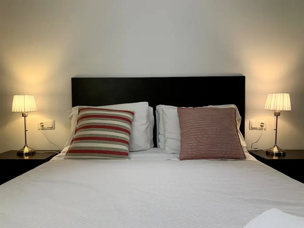 Vigo Center Rooms