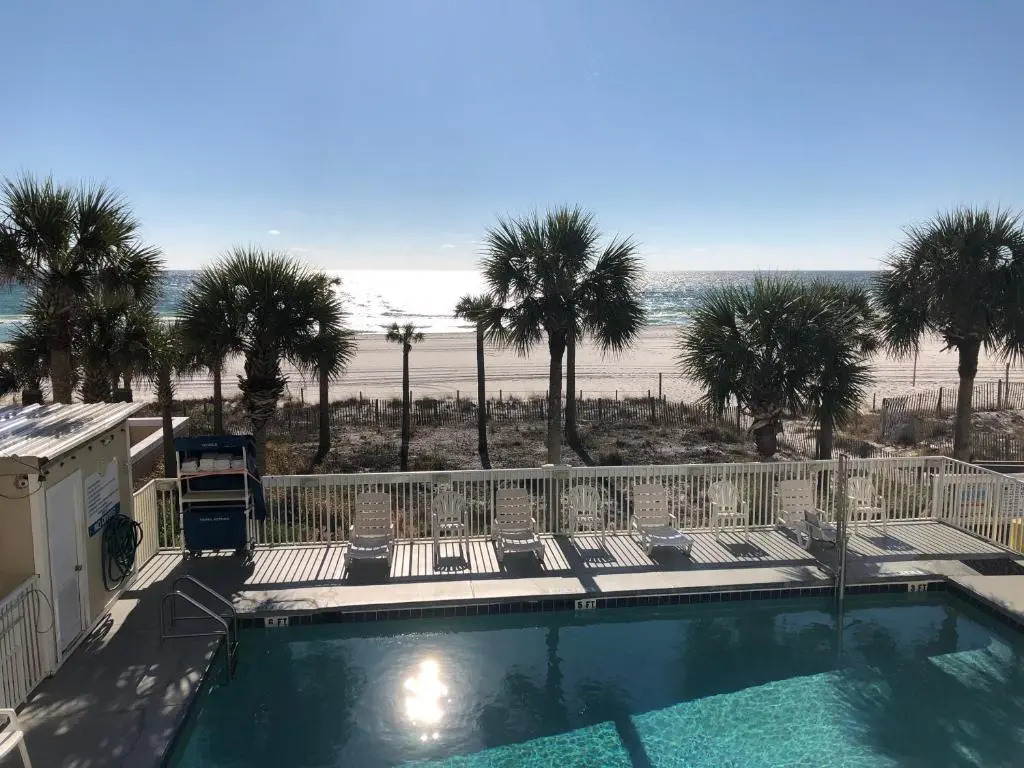Palm & Tide Beachfront Hotel
